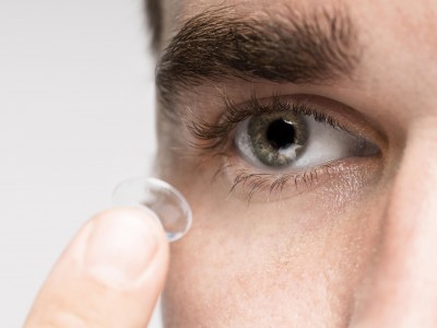 Is sleeping with contact lenses dangerous?