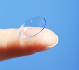 Tipos de lentes de contacto y cómo cuidarlos correctamente
