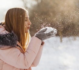 What is photokeratitis?