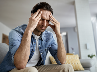 &iquest;Qu&eacute; son las migra&ntilde;as oft&aacute;lmicas?