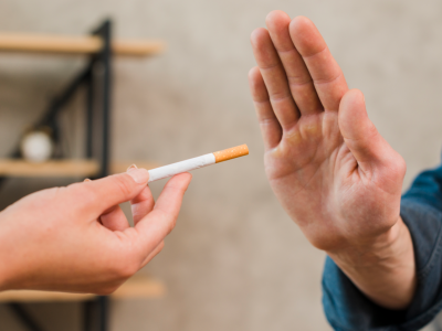 How does smoking affect eye health?